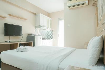 Cozy and Simply Studio Green Bay Pluit Apartment By Travelio