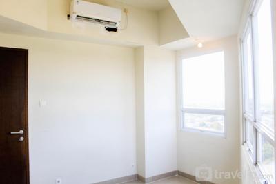 Apartemen Mustika Golf Residence - Unfurnished 1BR with AC Apartment at 15th Floor Mustika Golf Residence By Travelio