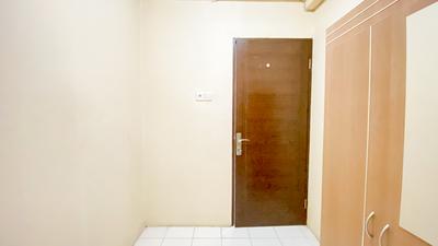 Apartemen City Park - Unfurnished 2BR with One AC in Living Room at City Park Apartment By Travelio