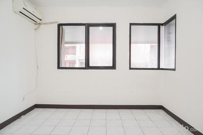 Apartemen Kondominium Rajawali - Unfurnished 1BR With AC at Kondominium Rajawali Apartment By Travelio