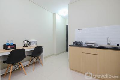 Apartemen Nifarro Park - Comfort Studio For 4 Pax at Nifarro Park Apartment By Travelio