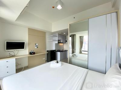 Apartemen LRT City Bekasi - Fancy and Nice Studio at Eastern Green LRT City Apartment By Travelio