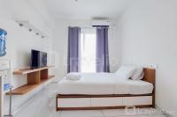 Nice and Elegant Studio at Sky House Alam Sutera Apartment By Travelio