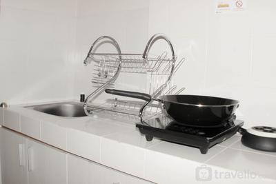 Apartemen Elvis Tower - Homey and Cozy Studio Apartment at Elvis Tower By Travelio