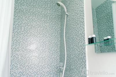 Apartemen Aeropolis Residence - Nice Studio Apartment (No Kitchen) at Aeropolis Residence near CGK Airport By Travelio