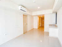 Apartemen Meikarta - Spacious Unfurnished 3BR at Meikarta Apartment with AC By Travelio