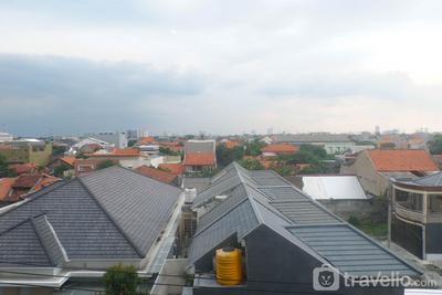 Apartemen Puri Mas - Best Price 2BR Strategic at Puri Mas Apartment By Travelio