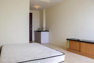 Minimalist Studio Unfurnished with AC at Tamansari Panoramic Apartment By Travelio