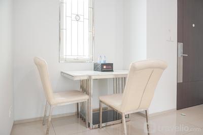 Apartemen CitraLake Suites - Comfort Stay 2BR at CitraLake Suites Apartment By Travelio
