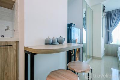 Apartemen Grand Kamala Lagoon - Fully Furnished with Comfy Design Studio Grand Kamala Lagoon Apartment By Travelio