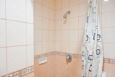 Apartemen French Walk (MOI) - Spacious 2BR at Frenchwalk Apartment with Maid Room By Travelio