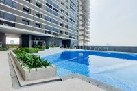 Apartemen Collins Boulevard - Studio Unfurnished at Collins Boulevard Apartment By Travelio