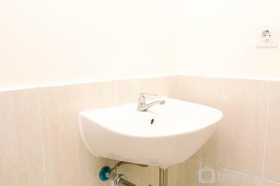 Apartemen Meikarta - Unfurnished 2BR with AC at 16th Floor Meikarta Apartment By Travelio