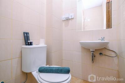 Apartemen Dave - Great Deal Studio at Dave Apartment near Campus By Travelio