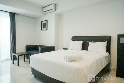 Apartemen West Vista - Elegant Studio at West Vista Apartment with City View By Travelio