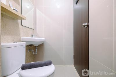 Apartemen Transpark Cibubur - Minimalist and Good Deal Studio (No Kitchen) Transpark Cibubur Apartment By Travelio