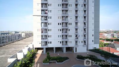 Apartemen Puncak Dharmahusada - Homey 2BR with Extra Room at Puncak Dharmahusada Apartment By Travelio