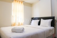 Modern Look 2BR at Pluit Sea View Apartment By Travelio
