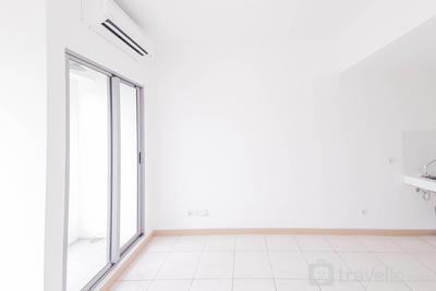 Apartemen M-Town Residence - Unfurnished Studio Apartment with AC at 19th Floor M-Town Residence By Travelio