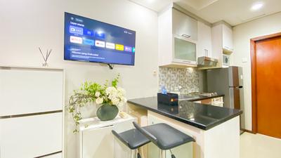 Apartemen Thamrin Residence - Best Place and Comfy 1BR Apartment at Thamrin Residence By Travelio