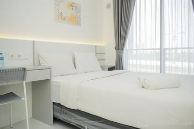 Fully Furnished and Tidy Studio Sky House BSD Apartment By Travelio
