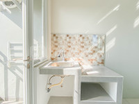 Apartemen Royal Garden  - Unfurnished Studio Room with AC at Royal Garden Apartment By Travelio