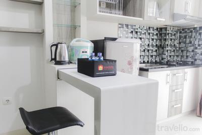 Apartemen Oak Tower - Homey and Minimalist 2BR at Oak Tower Apartment By Travelio