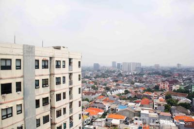 Apartemen Menara Cawang - Unfurnished 2BR with AC at 16th Floor Menara Cawang Apartment By Travelio