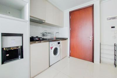 Apartemen Green Sedayu - Spacious and Nice 3BR at Green Sedayu Apartment By Travelio