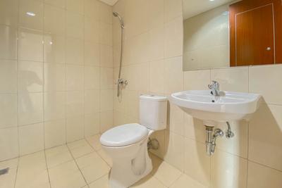 Apartemen Vittoria Residence - Homey Unfurnished 2BR Apartment Vittoria Residence By Travelio