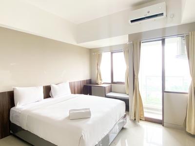 Comfy and Homey Studio at Gateway Park LRT City Bekasi Apartment By Travelio