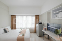 Apartemen Springlake Summarecon Bekasi - Comfortable Design Studio at Springlake Summarecon Bekasi Apartment By Travelio