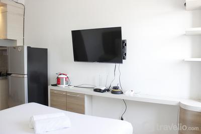 Apartemen Suites @Metro - Minimalist Studio Apartment at The Suite @Metro By Travelio