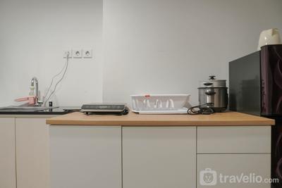 Apartemen West Vista - Gorgeous and Cozy Studio at West Vista Apartment By Travelio