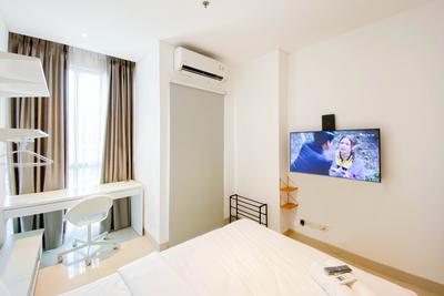 Apartemen Ciputra World 2 - Modern Look Studio Room at Ciputra World 2 Apartment By Travelio