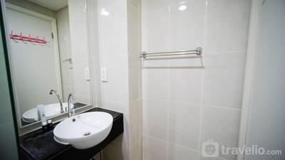 Apartemen Trillium Residence - Best Location and Homey 3BR Apartment at Trillium Residence By Travelio