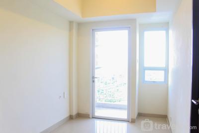 Apartemen Mustika Golf Residence - Unfurnished 1BR with AC Apartment at 15th Floor Mustika Golf Residence By Travelio