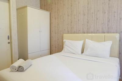 Simply Modern Studio at Pavilion Permata Apartment By Travelio