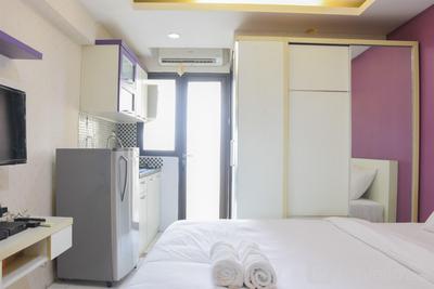 Apartemen Kebagusan City - Homey and Simply Studio Room at Kebagusan City Apartment By Travelio