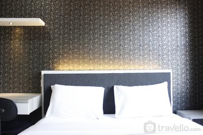 Apartemen Parahyangan Residence - Quiet 2BR Apartment at Parahyangan Residence with Mountain View By Travelio