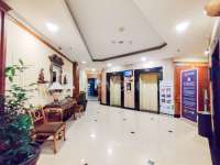 Apartemen Majesty - Spacious Luxury 2BR at Majesty Apartment By Travelio