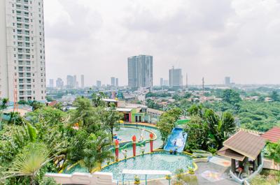 Apartemen Great Western - Simply and Cozy Pool View 2BR at Great Western Resort Apartment By Travelio