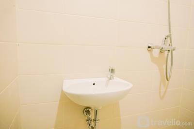 Apartemen Belmont Residence Puri - Unfurnished Studio with AC at 15th Floor Belmont Residence Puri Apartment By Travelio