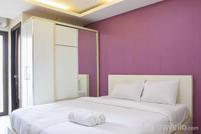 Apartemen Kebagusan City - Homey and Simply Studio Room at Kebagusan City Apartment By Travelio