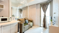 Apartemen Taman Anggrek Residence - Modern Minimalist 2BR Apartment at Taman Anggrek Residence By Travelio
