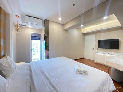 Apartemen Parahyangan Residence - Luxurious 2BR Apartment at Parahyangan Residence By Travelio