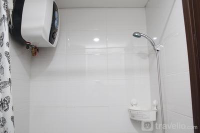 Apartemen Grand Dhika City Jatiwarna - Homey and Comfort 1BR at Grand Dhika City Jatiwarna Apartment By Travelio