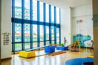 Apartemen Capitol Suites - Chic and Warm Studio Room at Apartment Capitol Suites By Travelio