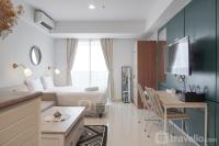 Modern Luxury Studio at West Vista Apartment By Travelio