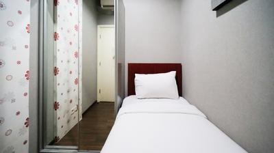 Apartemen Trillium Residence - Best Location and Tidy 2BR Apartment at Trillium Residence By Travelio